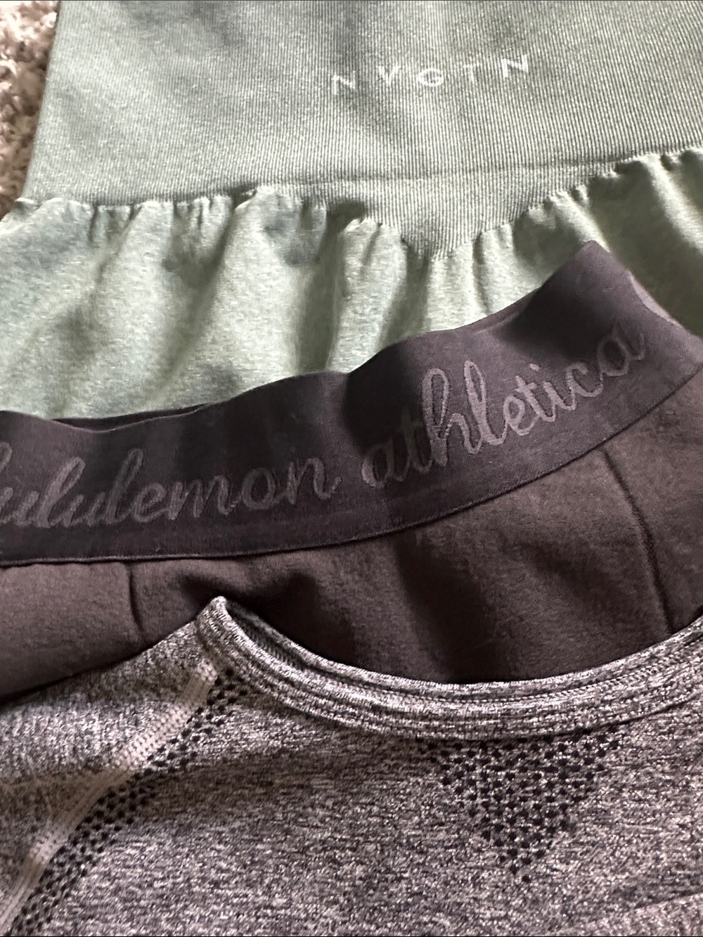 lululemon , NVGTN (S) leggings and Small crop top with thumb holes 🤗 - Picture 2 of 8